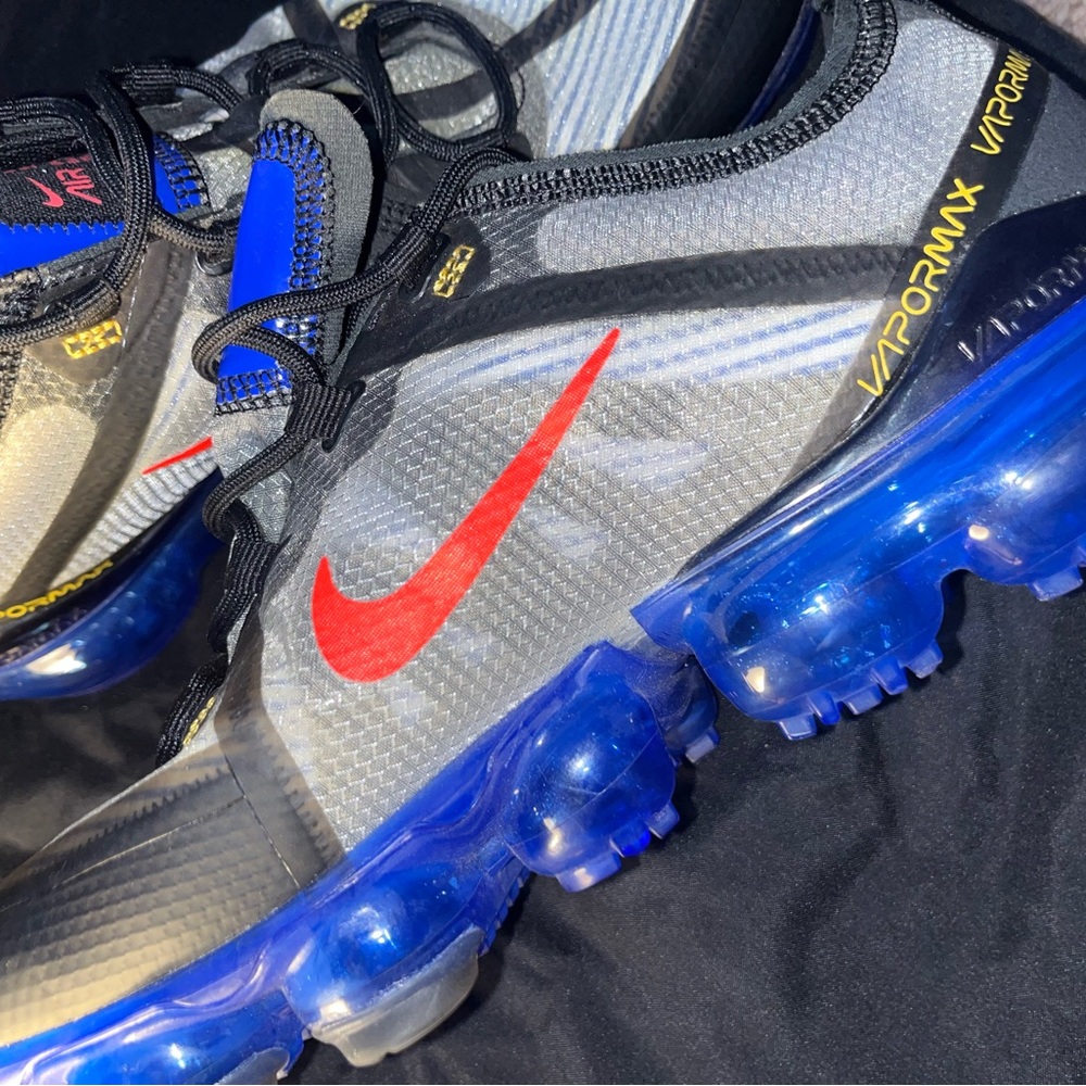 Women’s Size 8 Vapor Maxes